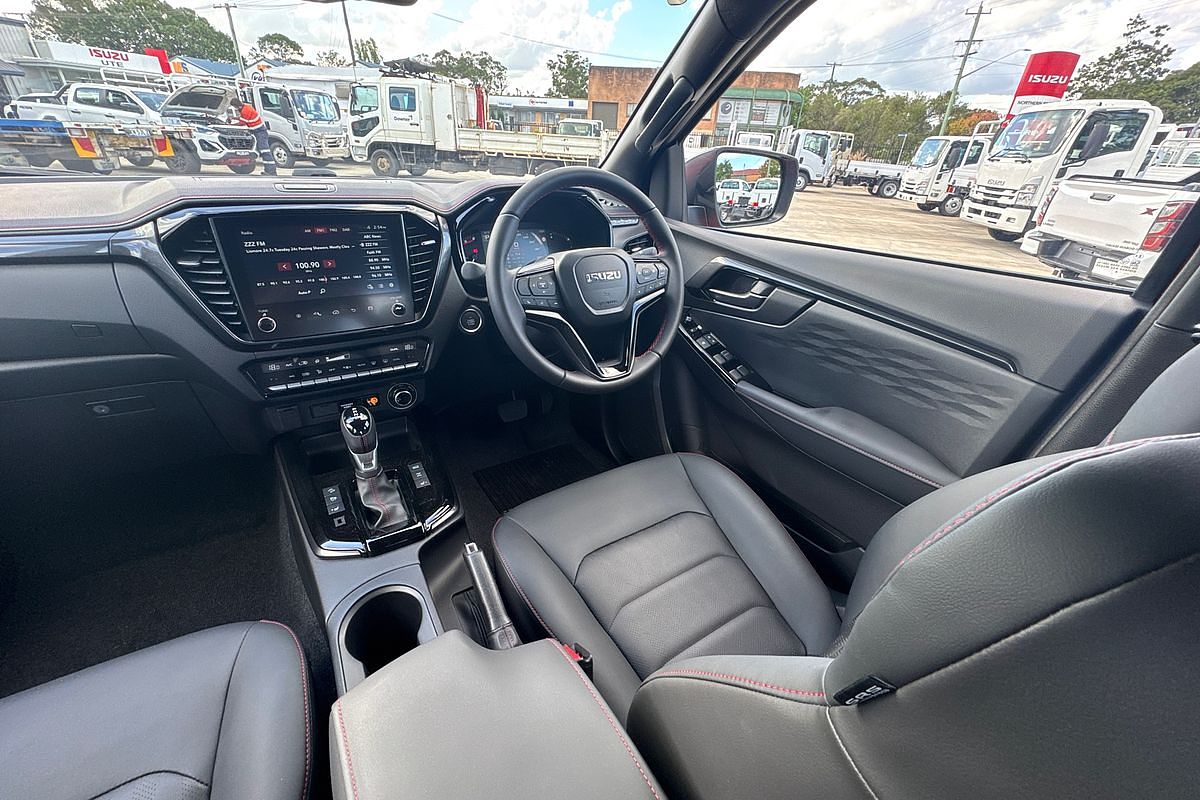 2024 Isuzu D-MAX X-TERRAIN  4X4