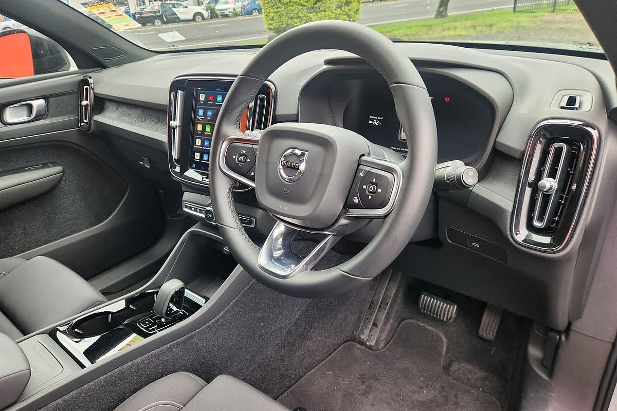 2023 Volvo XC40 Recharge Pure Electric