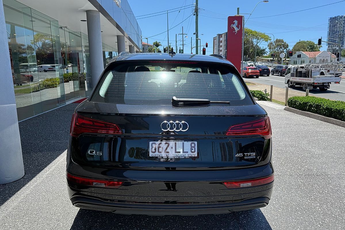 2024 Audi Q5 45 TFSI Sport FY
