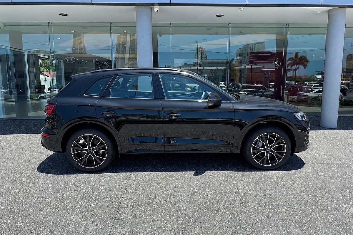 2024 Audi Q5 45 TFSI Sport FY