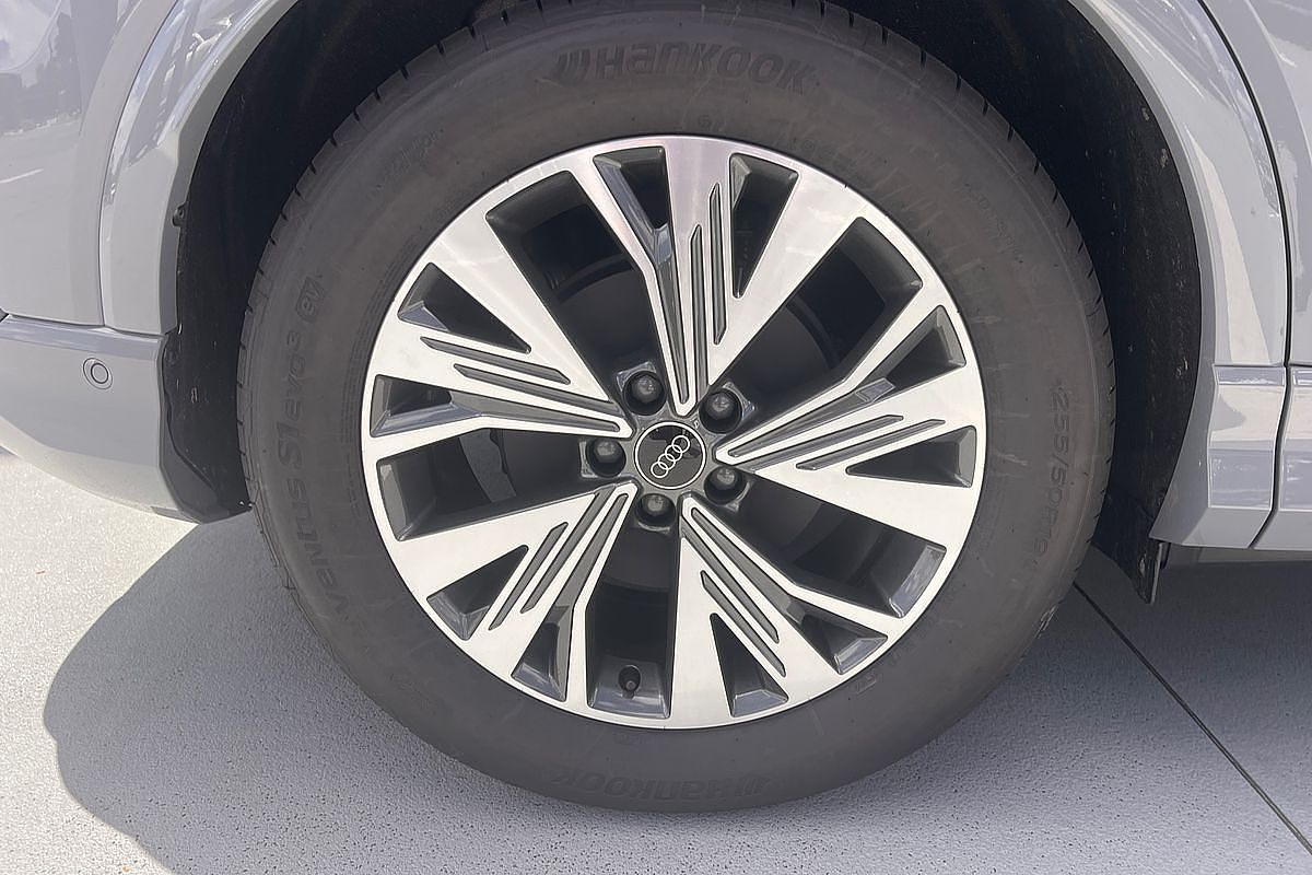 2024 Audi Q4 e-tron 45 F4