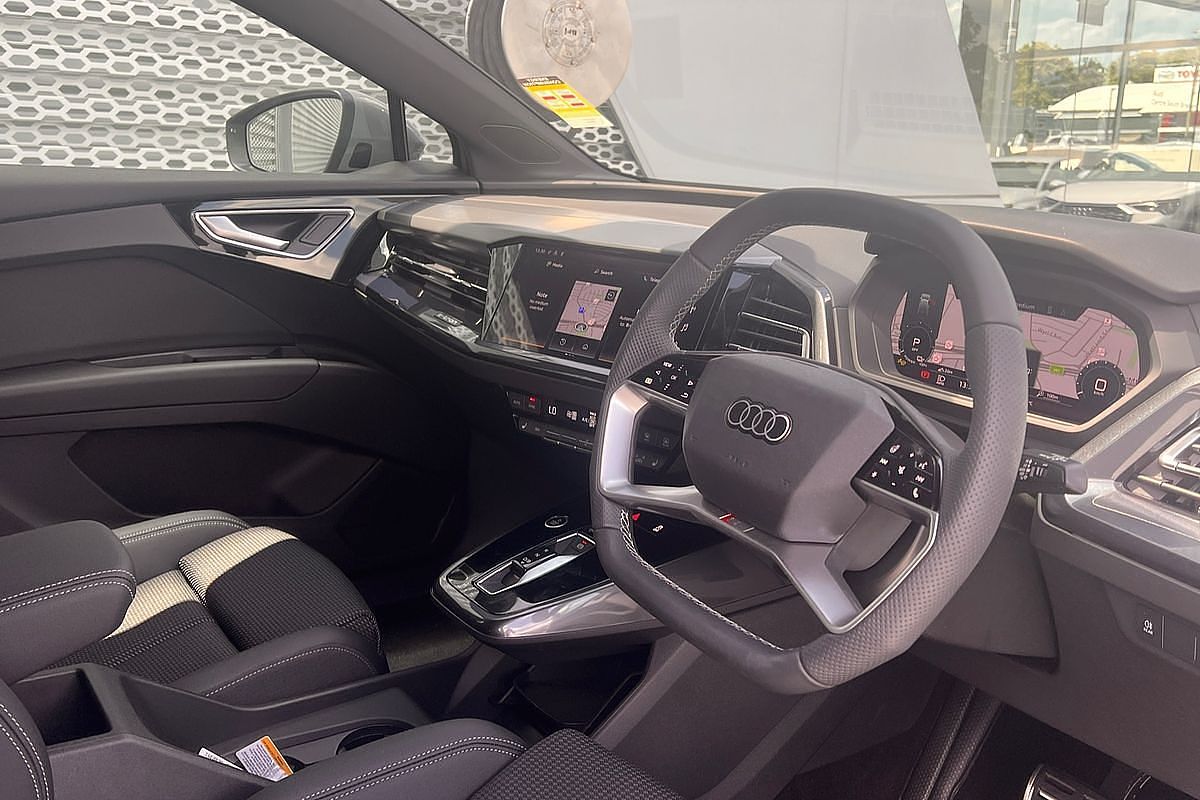 2024 Audi Q4 e-tron 45 F4