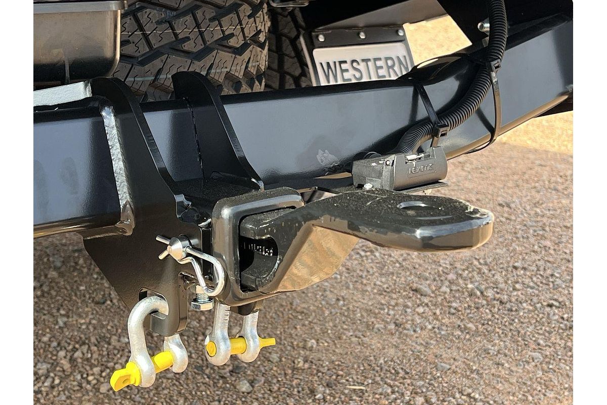 2025 Mitsubishi Triton GLX MV 4X4