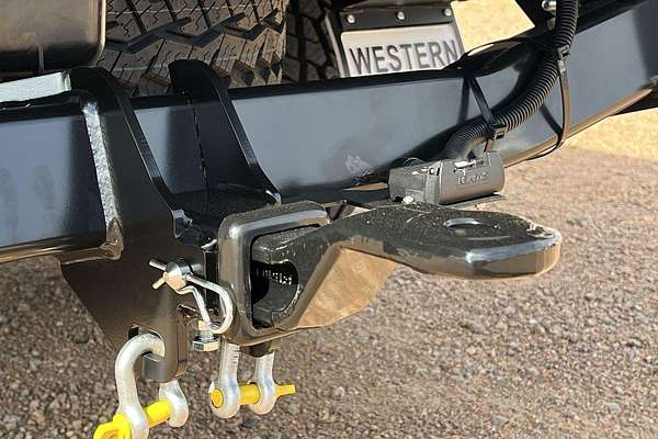 2025 Mitsubishi Triton GLX MV 4X4