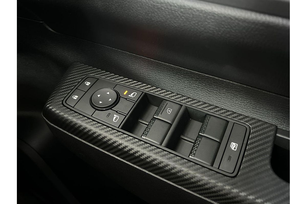 2025 Mitsubishi Triton GLX MV 4X4