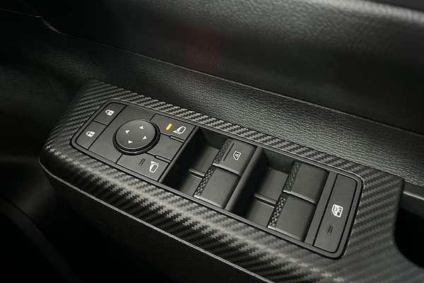 2025 Mitsubishi Triton GLX MV 4X4
