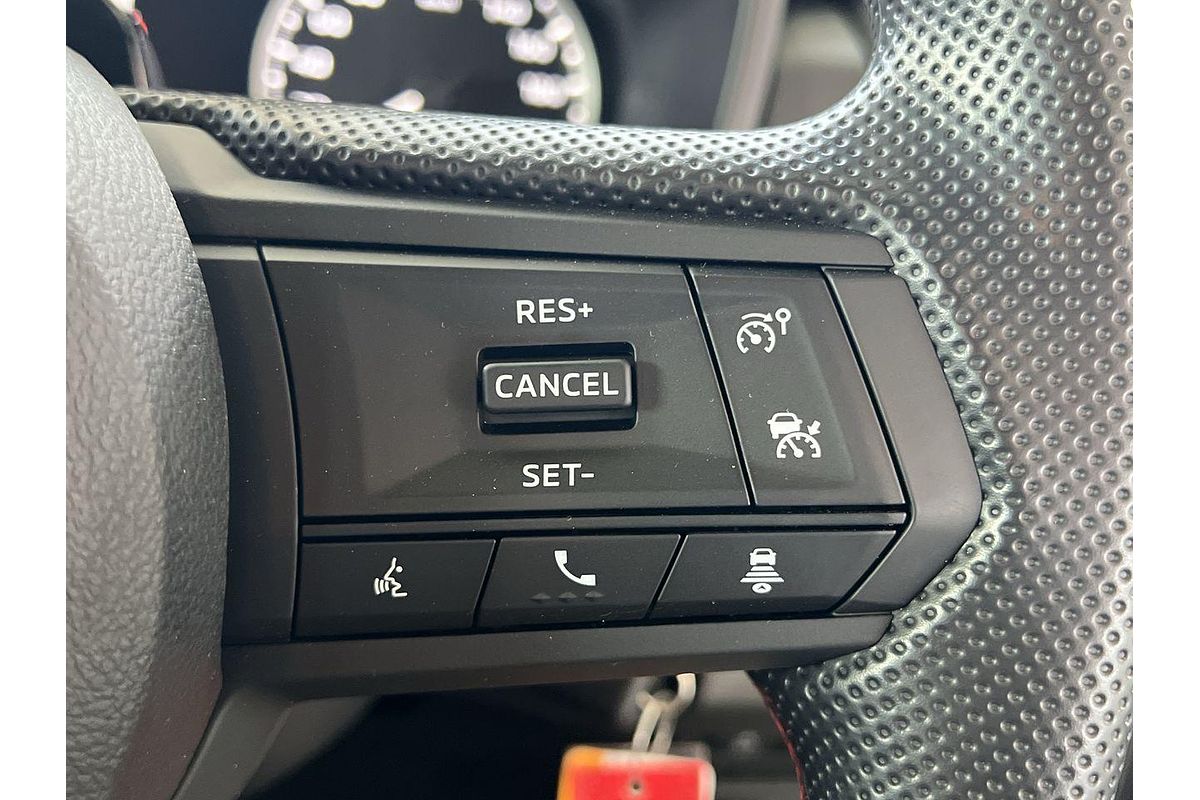 2025 Mitsubishi Triton GLX MV 4X4