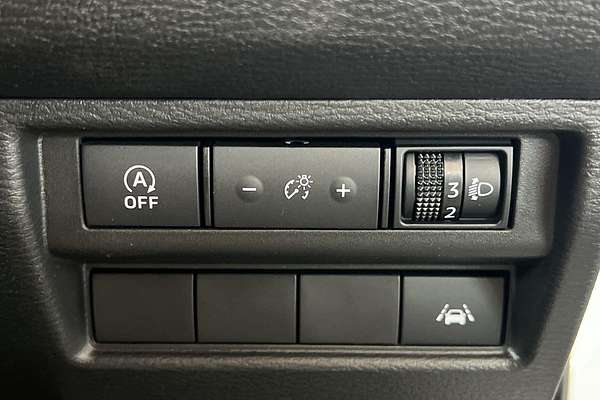 2025 Mitsubishi Triton GLX MV 4X4