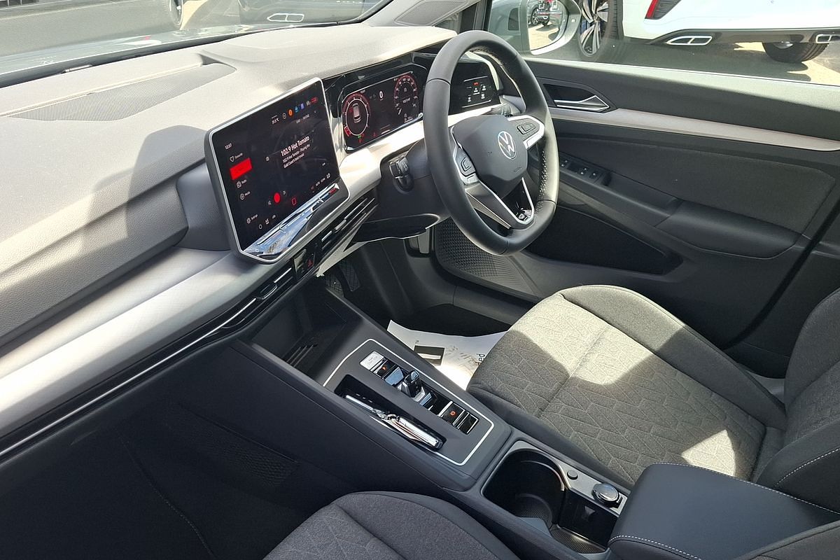 2025 Volkswagen Golf 110TSI Life 8.5