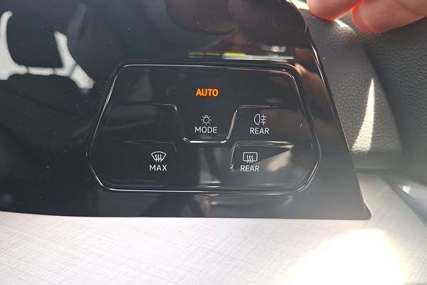 2025 Volkswagen Golf 110TSI Life 8.5