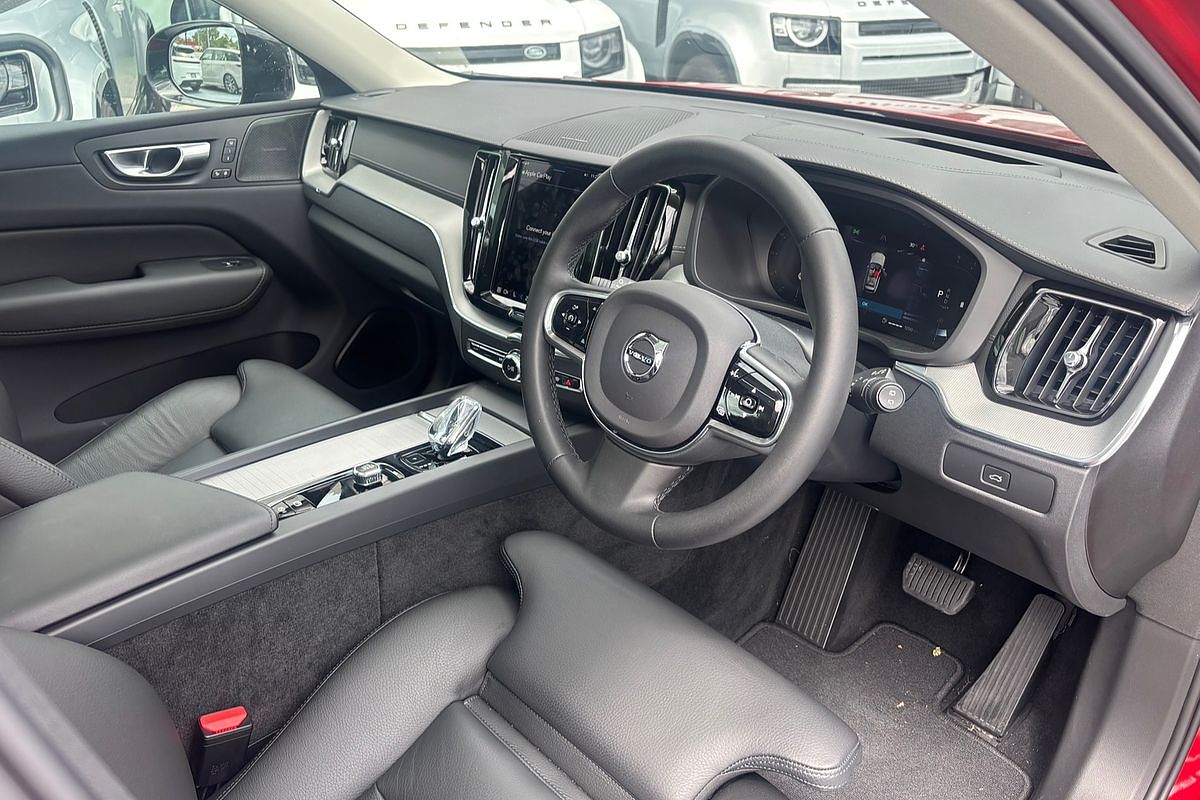 2023 Volvo XC60 Ultimate B6 Dark