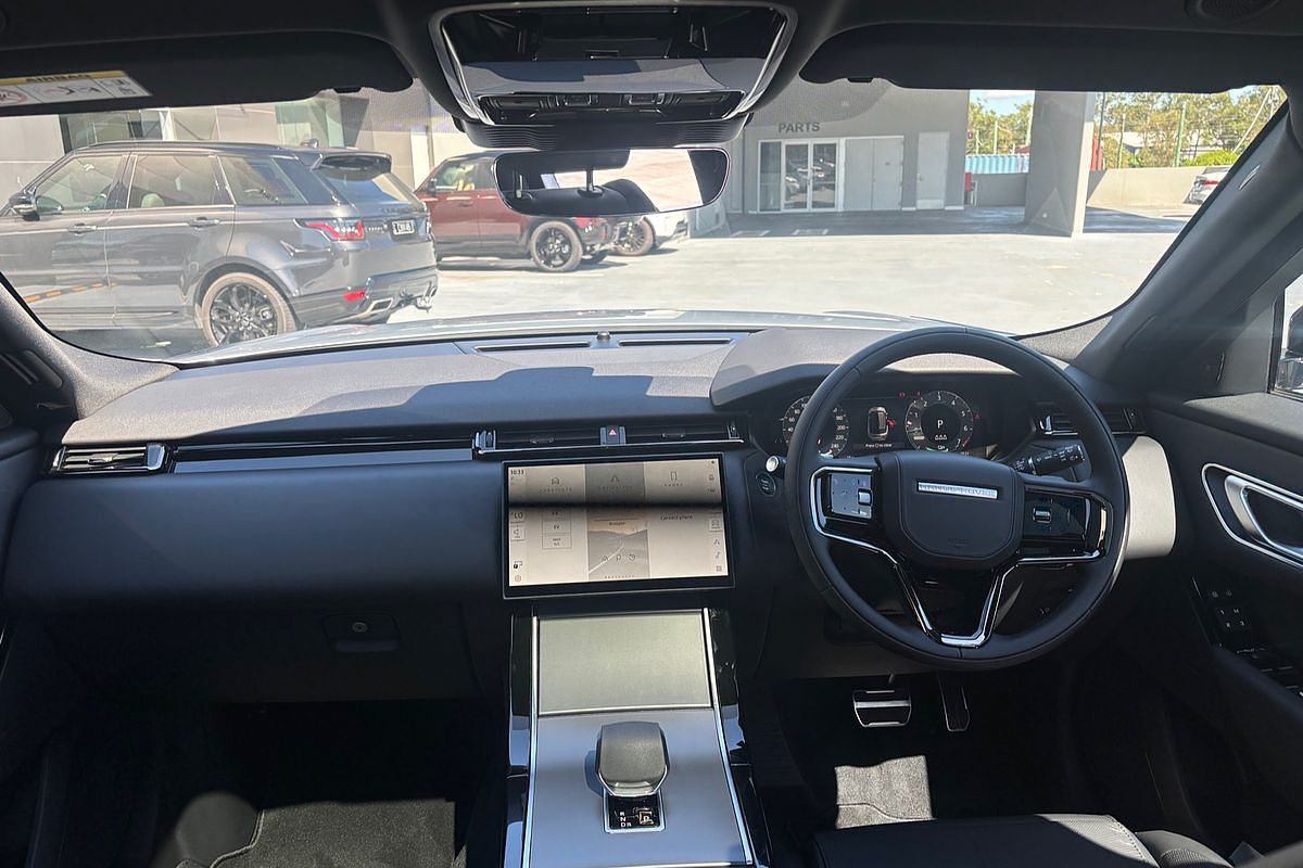 2024 Land Rover Range Rover Velar PHEV P400e Dynamic HSE L560