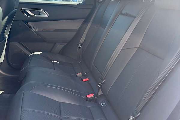 2024 Land Rover Range Rover Velar PHEV P400e Dynamic HSE L560