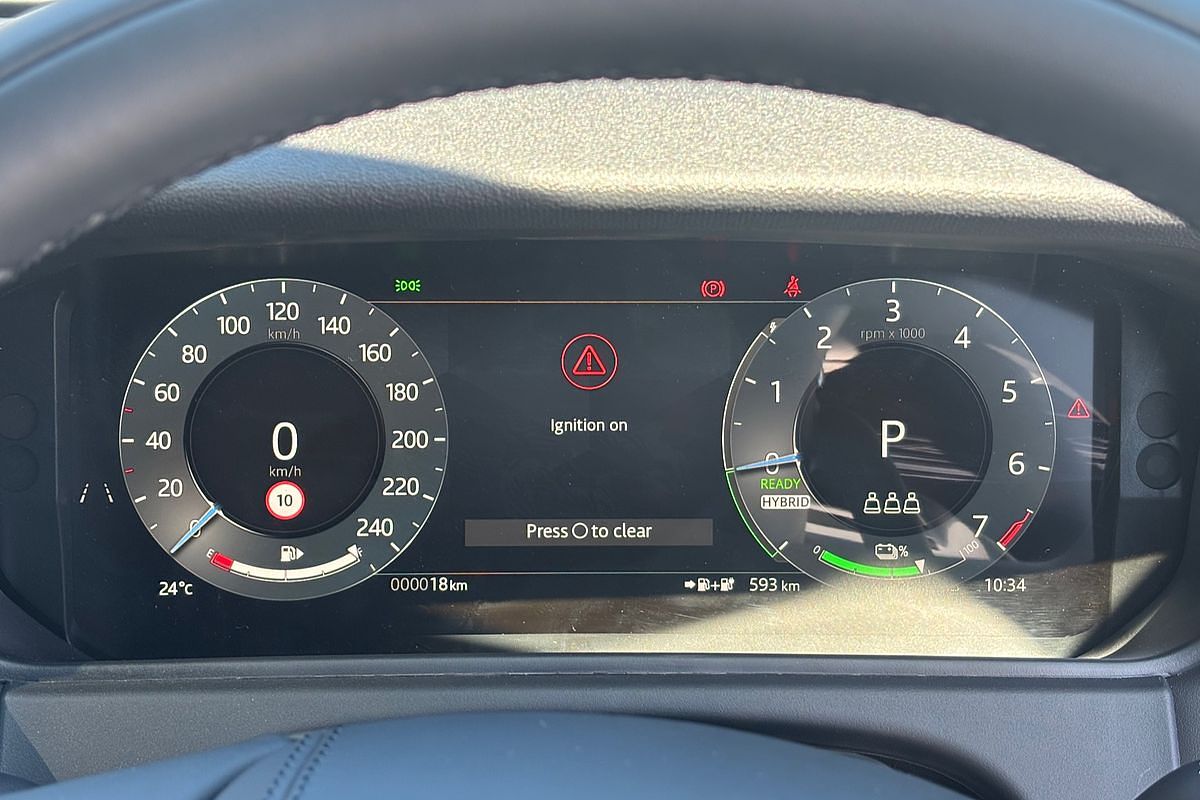 2024 Land Rover Range Rover Velar PHEV P400e Dynamic HSE L560