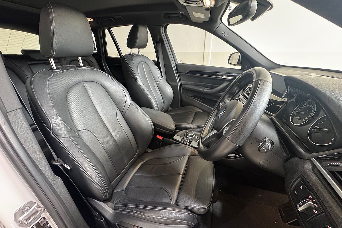 2017 BMW X1 xDrive25i F48
