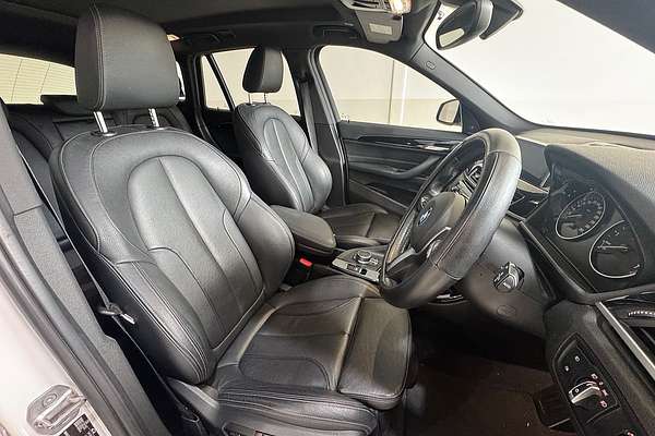 2017 BMW X1 xDrive25i F48