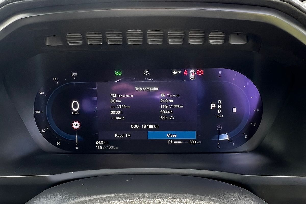 2023 Volvo XC90 Ultimate B6 Dark
