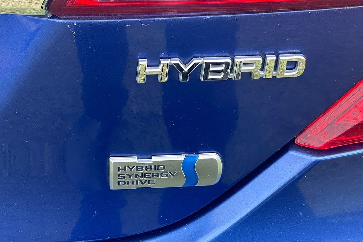2013 Toyota Camry Hybrid HL AVV50R