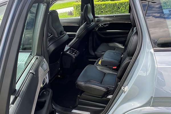 2023 Volvo XC90 Ultimate B6 Dark