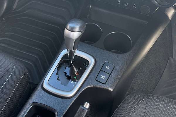 2019 Toyota Hilux SR5 GUN126R 4X4
