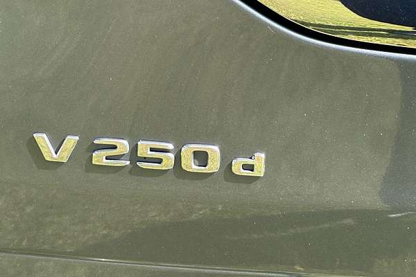 2020 Mercedes-Benz V-Class V220 d 447