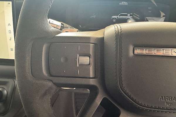 2021 Land Rover Defender 110 P525 V8 L663