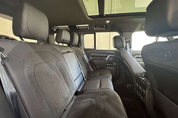 2021 Land Rover Defender 110 P525 V8 L663