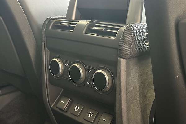 2021 Land Rover Defender 110 P525 V8 L663