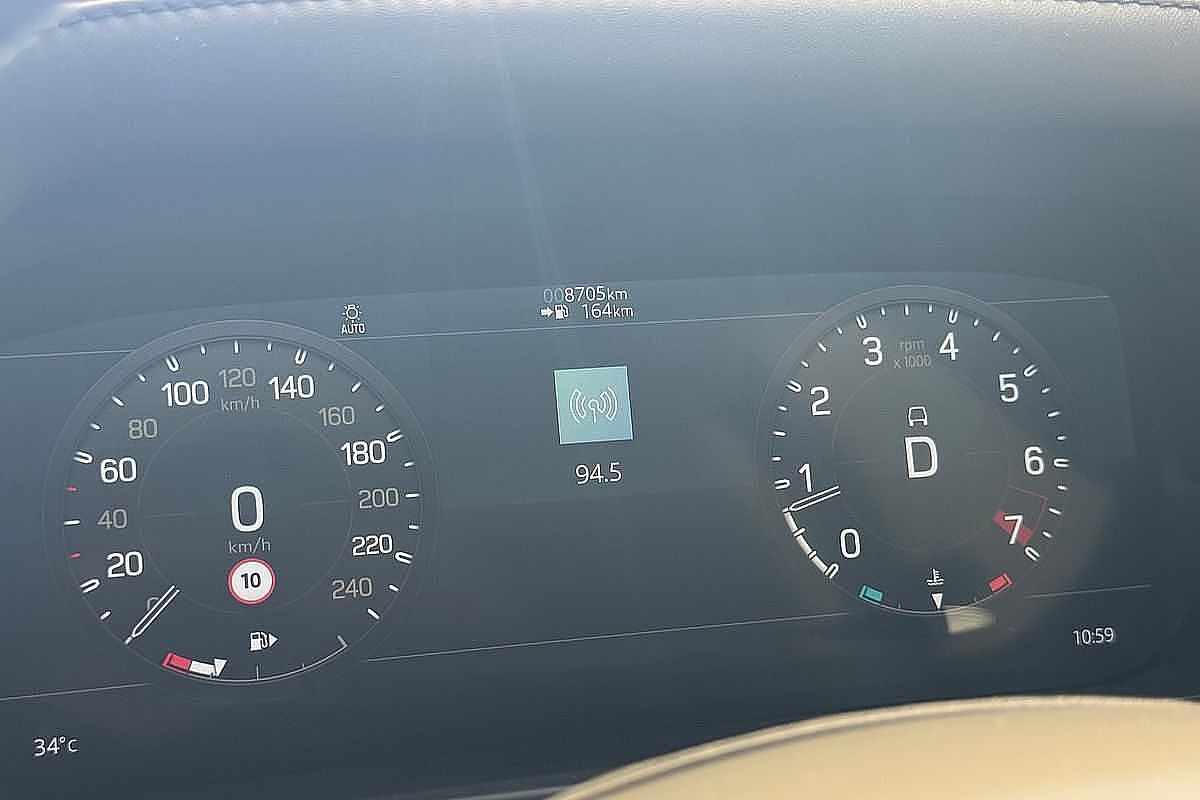 2021 Land Rover Defender 110 P525 V8 L663
