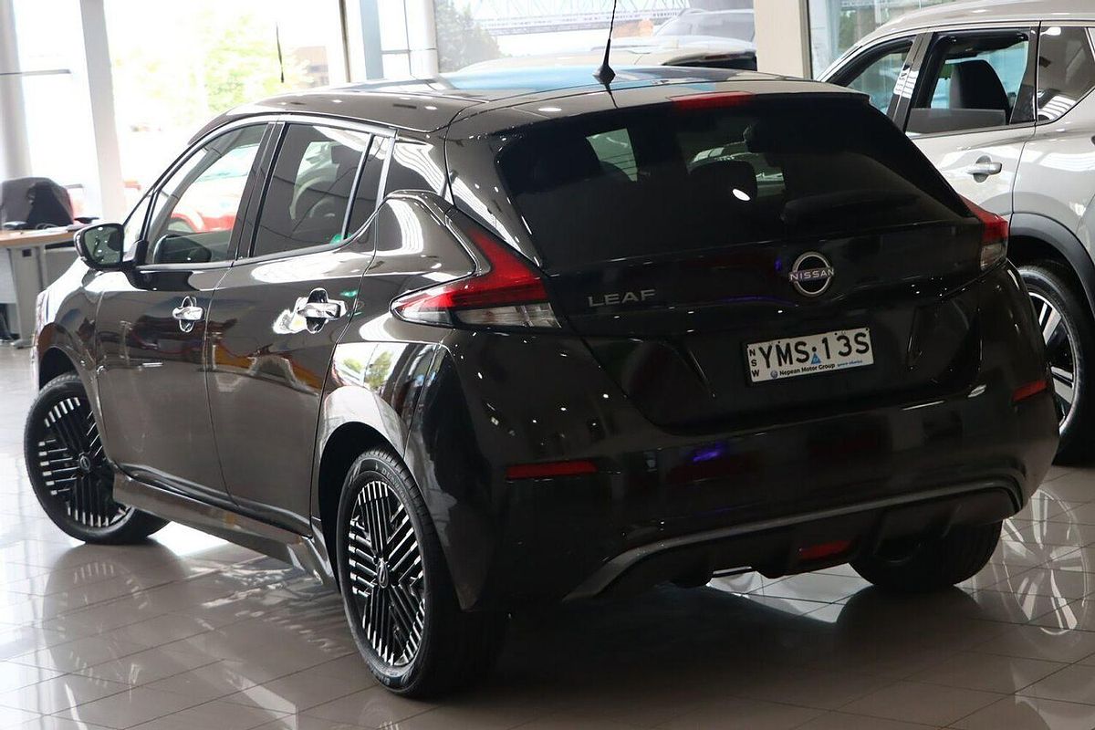 2022 Nissan LEAF e+ ZE1