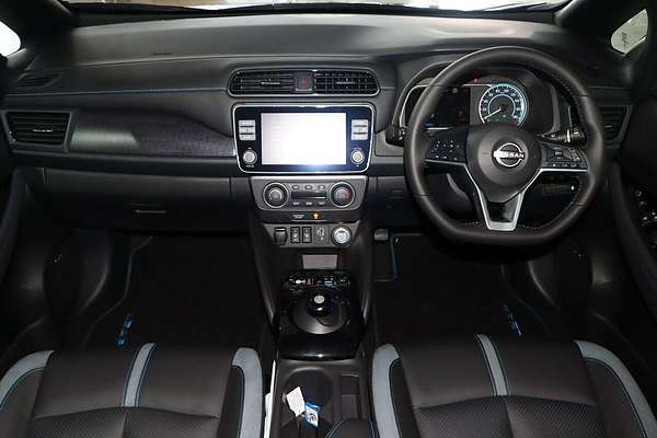 2022 Nissan LEAF e+ ZE1