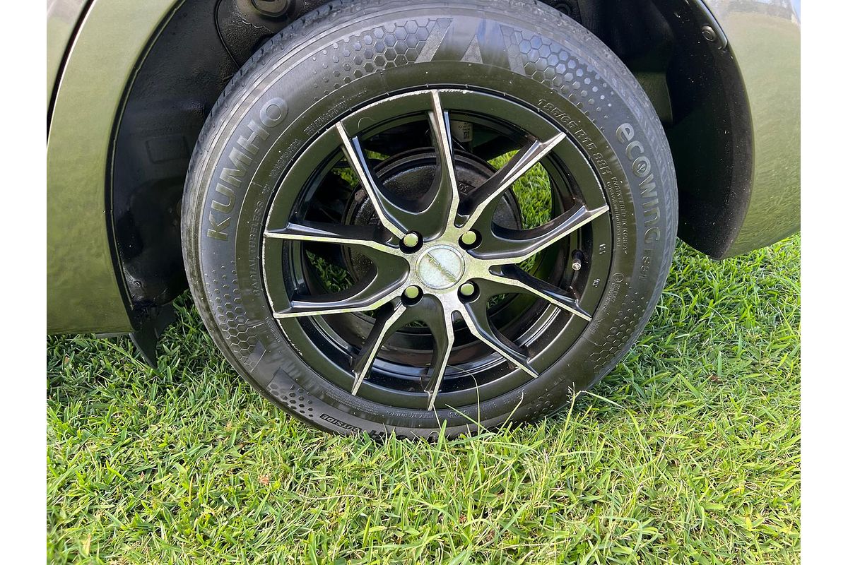 2015 Mazda 2 Neo DL Series