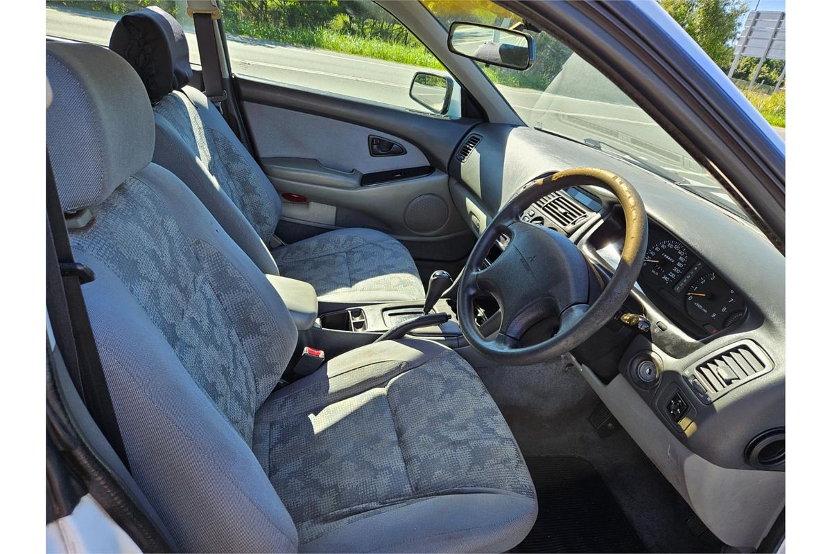2001 Mitsubishi Magna Executive TJ