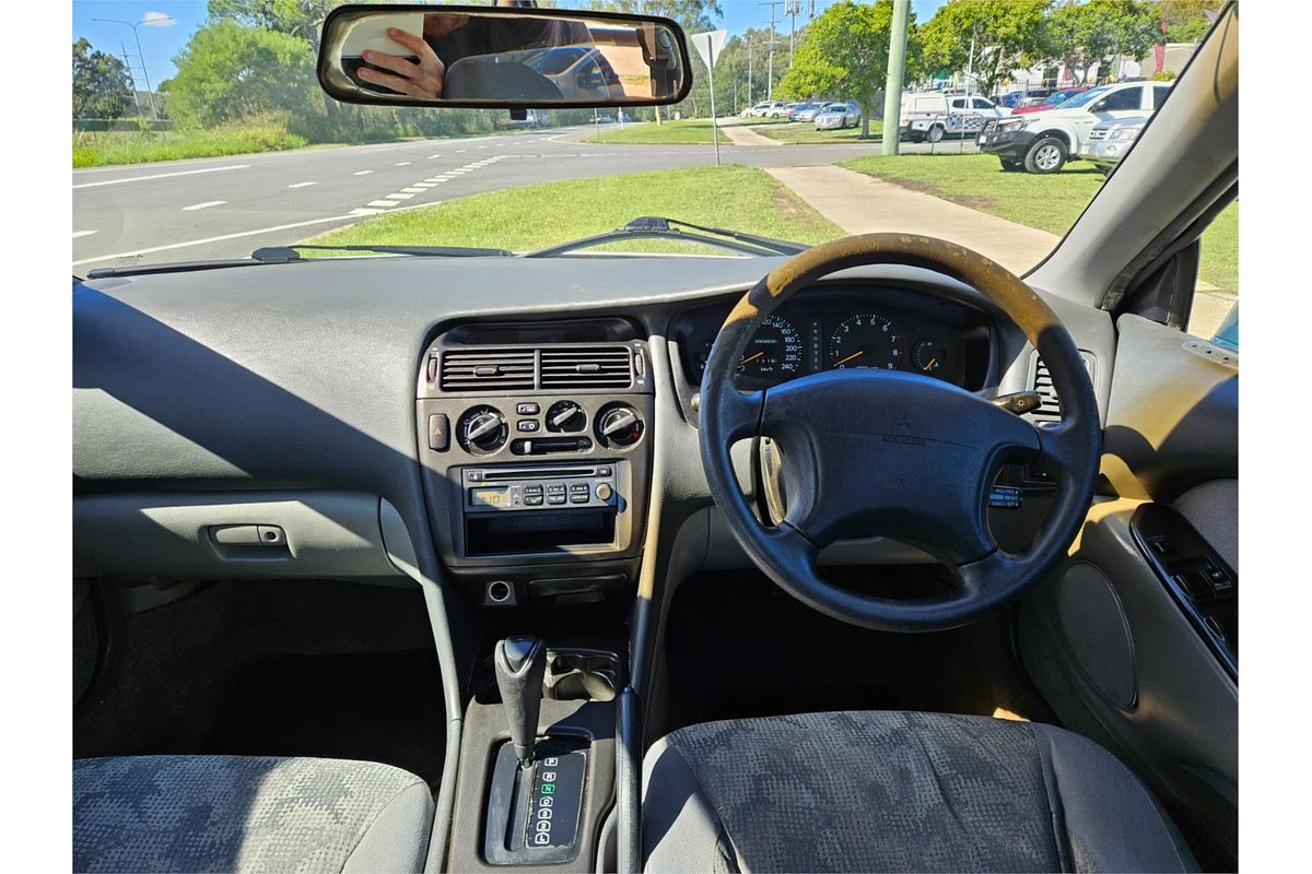 2001 Mitsubishi Magna Executive TJ