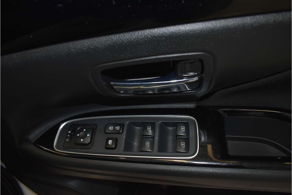 2020 Mitsubishi Outlander ES ZL