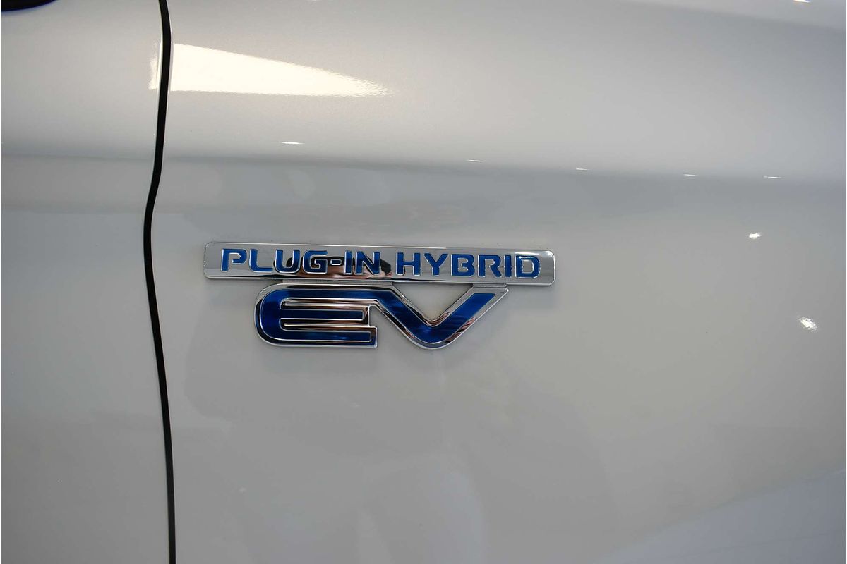 2020 Mitsubishi Outlander ES ZL