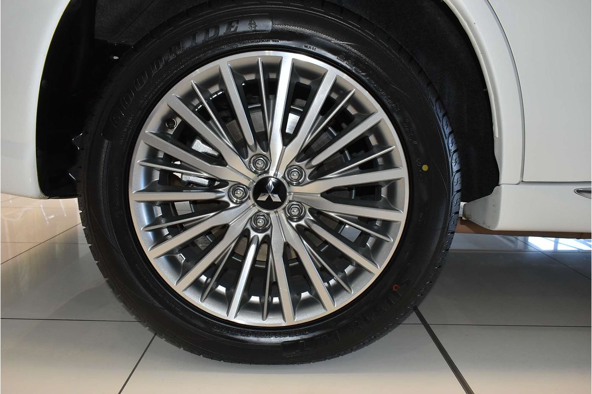 2020 Mitsubishi Outlander ES ZL
