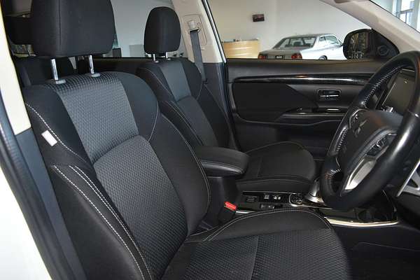 2020 Mitsubishi Outlander ES ZL