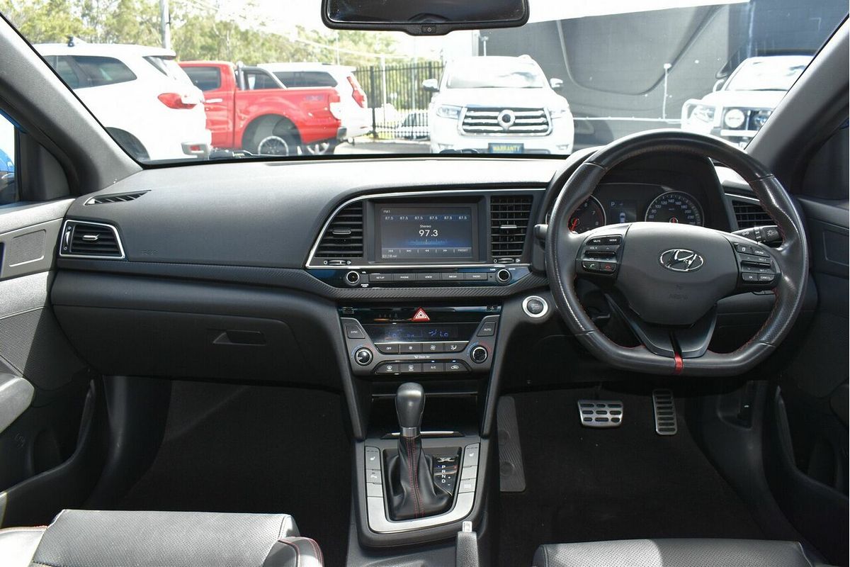 2017 Hyundai Elantra SR Turbo AD