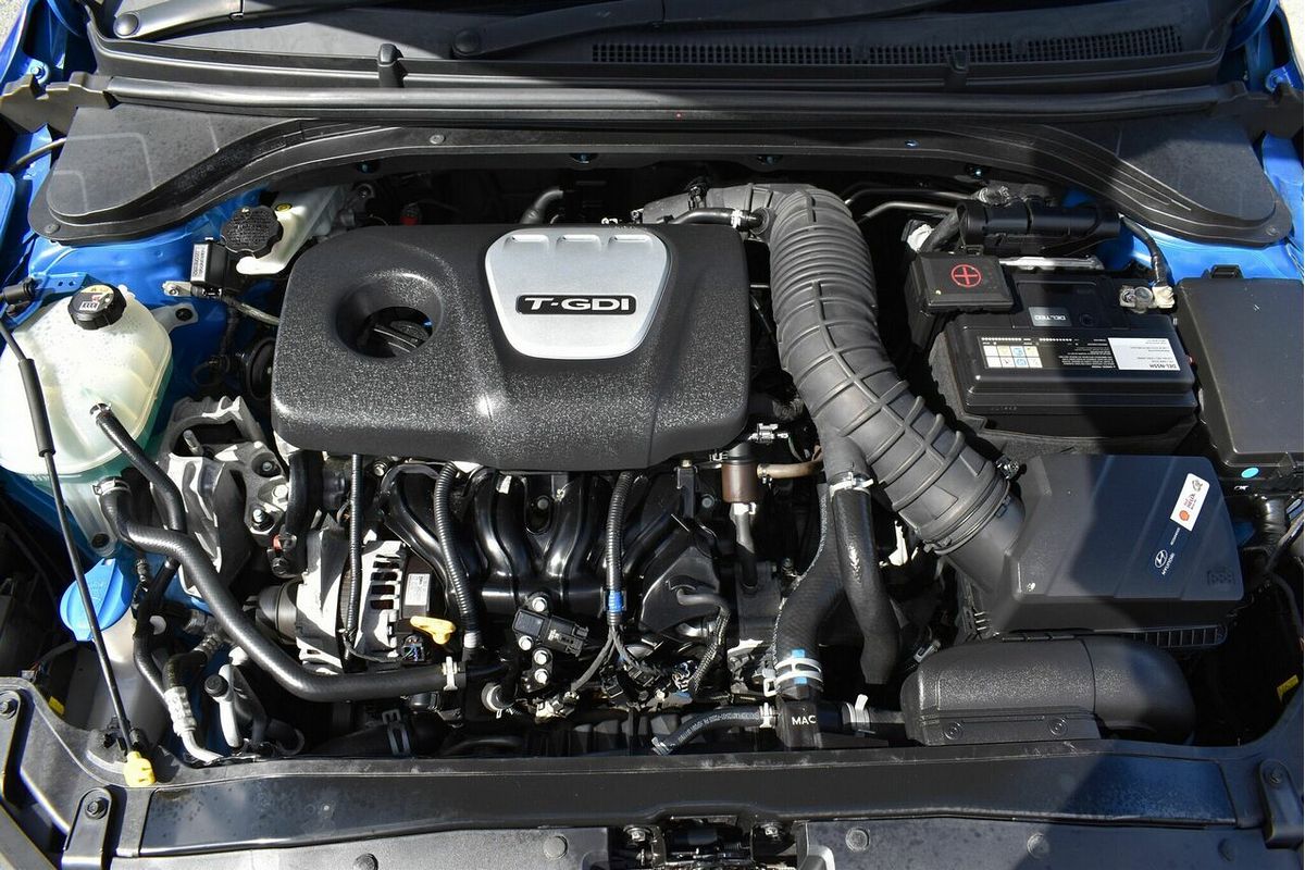 2017 Hyundai Elantra SR Turbo AD