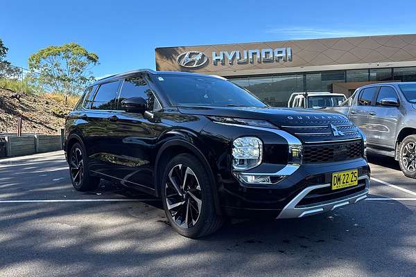 2022 Mitsubishi Outlander Exceed Tourer ZM