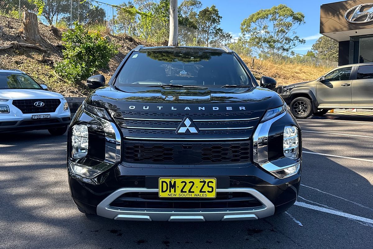 2022 Mitsubishi Outlander Exceed Tourer ZM