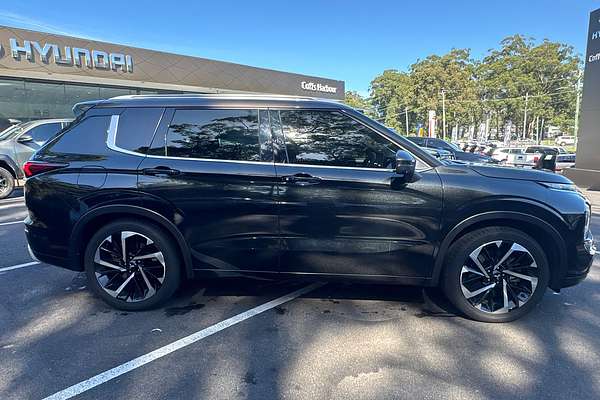 2022 Mitsubishi Outlander Exceed Tourer ZM