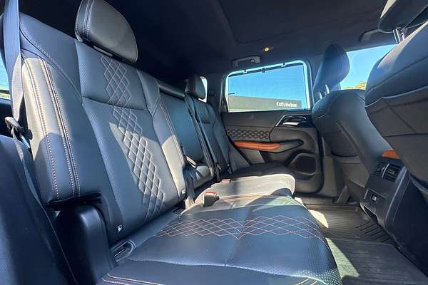 2022 Mitsubishi Outlander Exceed Tourer ZM
