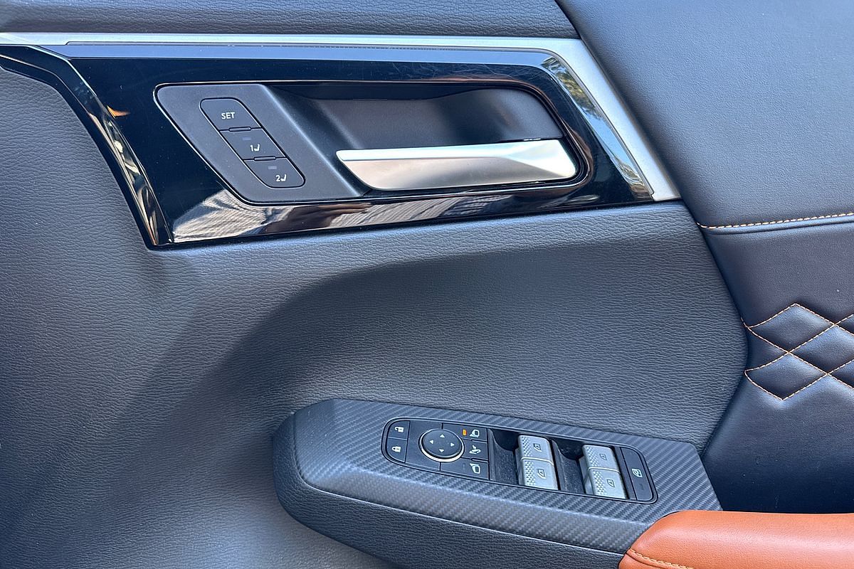 2022 Mitsubishi Outlander Exceed Tourer ZM