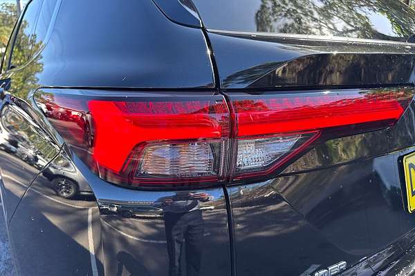 2022 Mitsubishi Outlander Exceed Tourer ZM