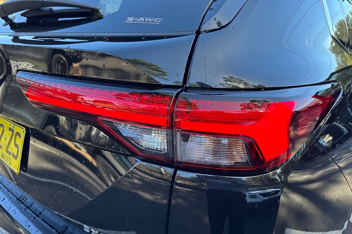 2022 Mitsubishi Outlander Exceed Tourer ZM