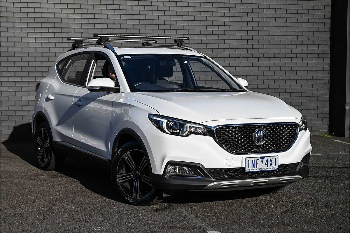 2018 MG ZS Essence AZS1