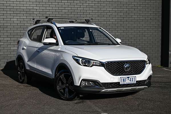 2018 MG ZS Essence AZS1