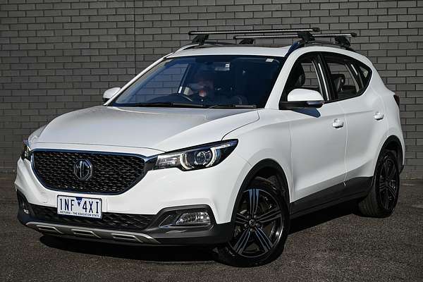 2018 MG ZS Essence AZS1